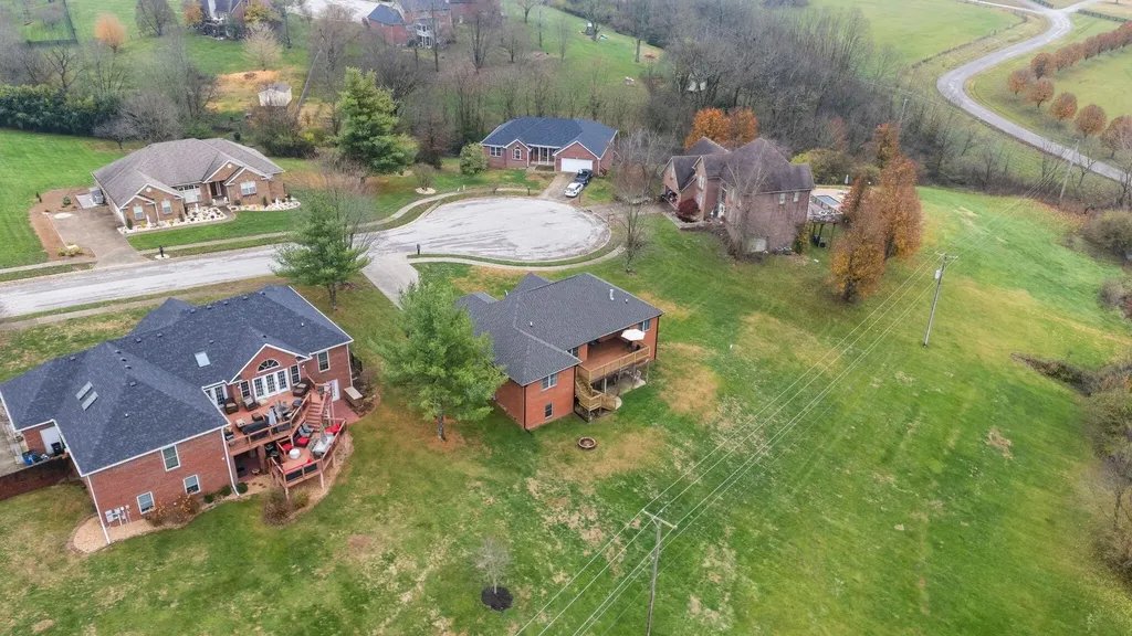 3032 Woodfield Circle Richmond KY 40475