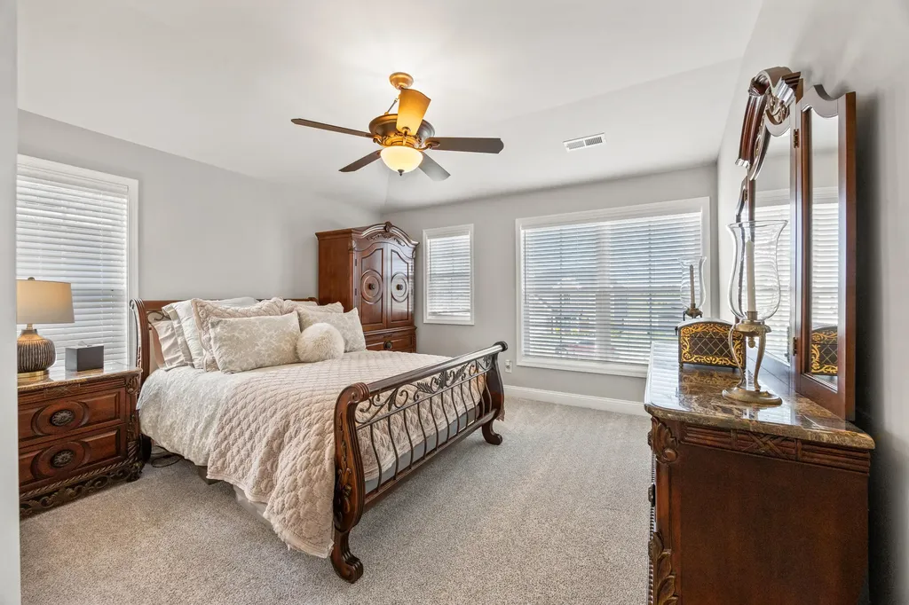 109 Blackthorn Drive Nicholasville KY 40356