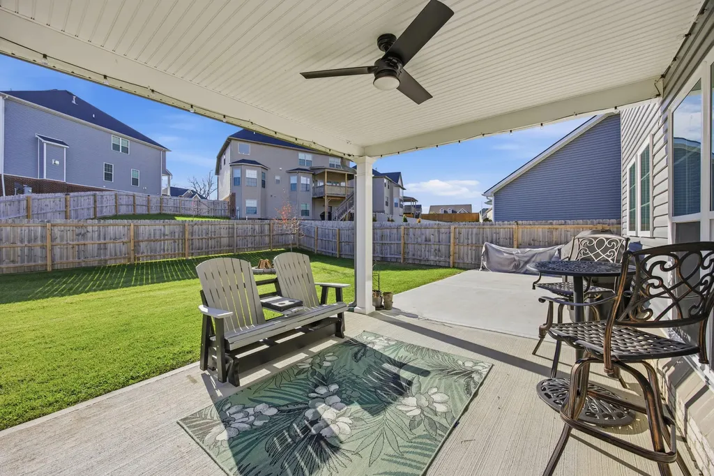 109 Blackthorn Drive Nicholasville KY 40356