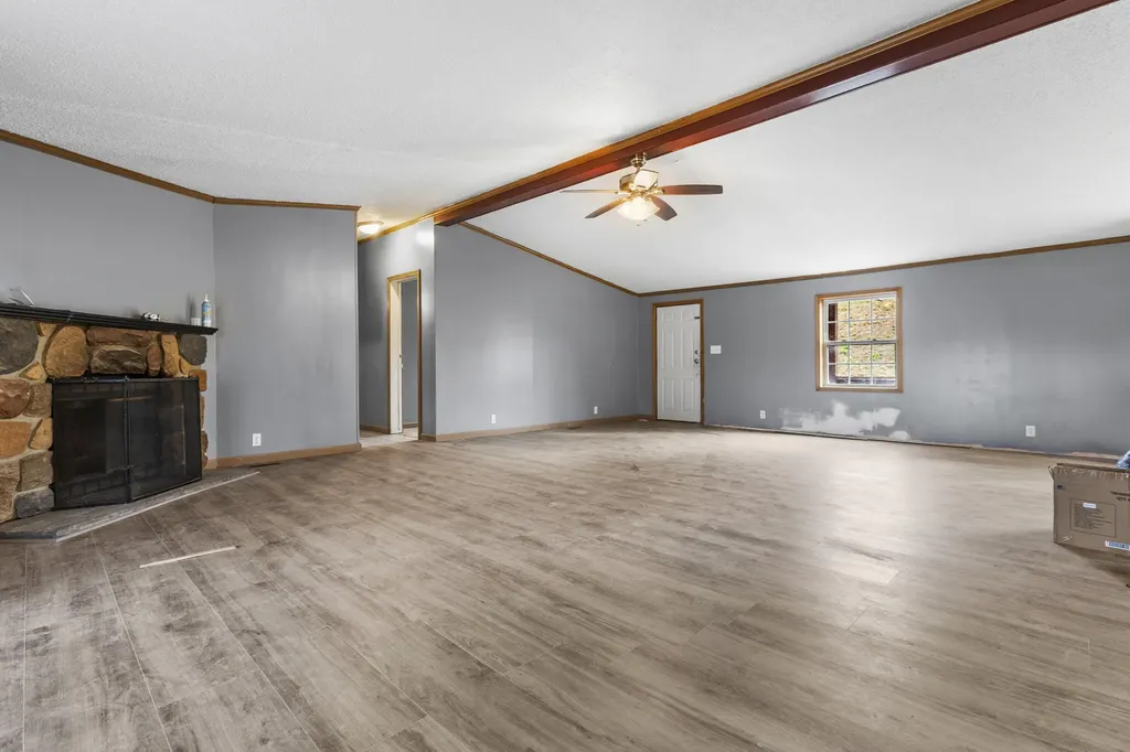 64 Becky Jane Road Frenchburg KY 40322