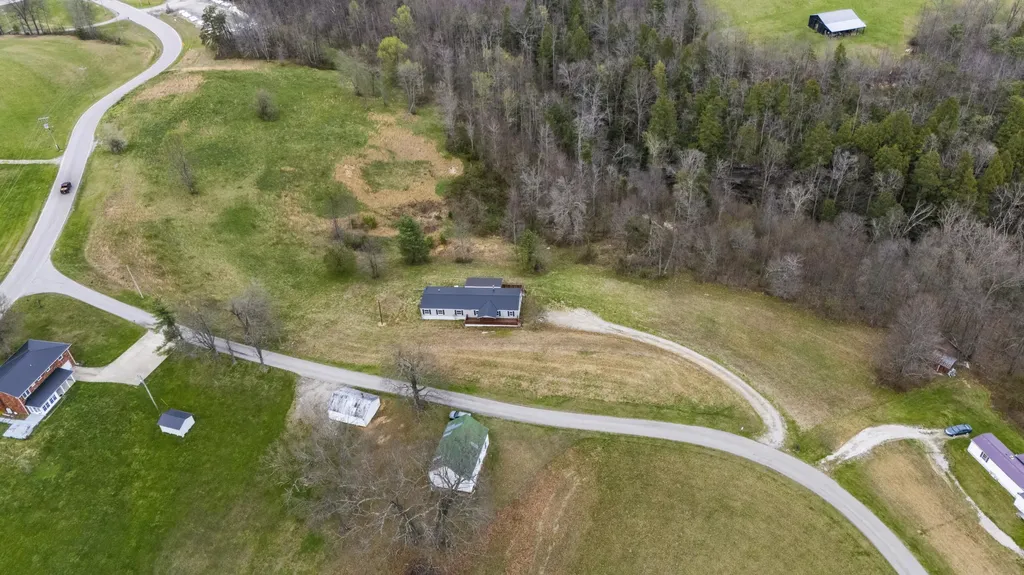 64 Becky Jane Road Frenchburg KY 40322