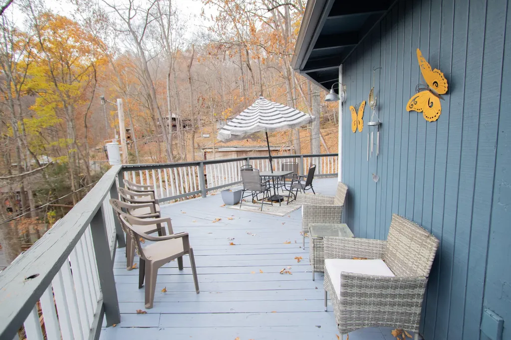 658 Lakeview Village Drive Prestonsburg KY 41653