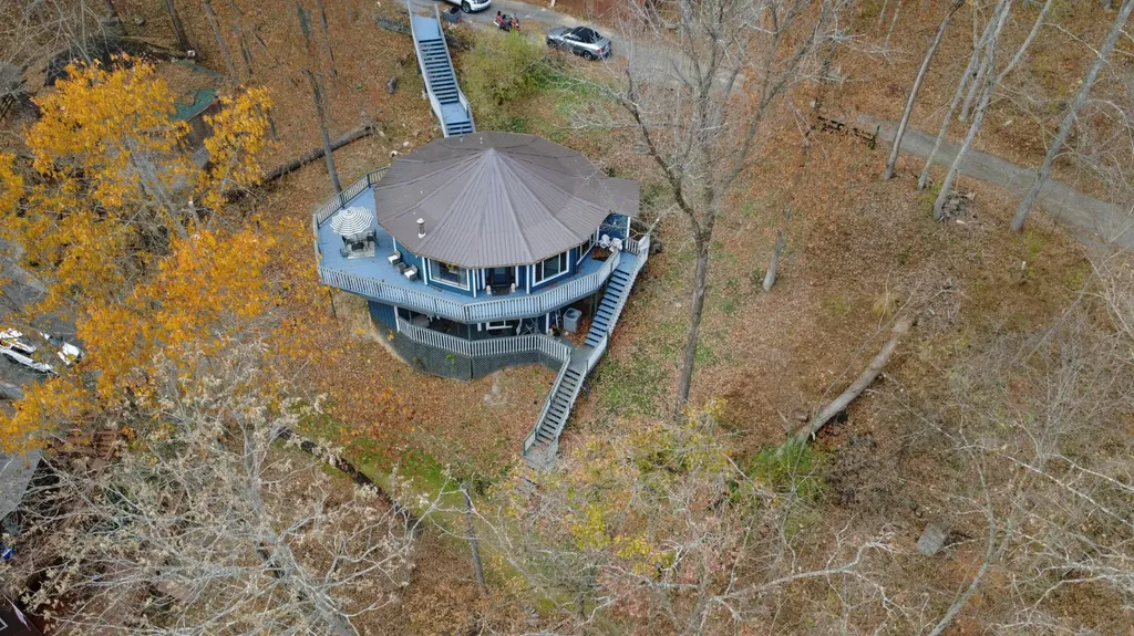 658 Lakeview Village Drive Prestonsburg KY 41653