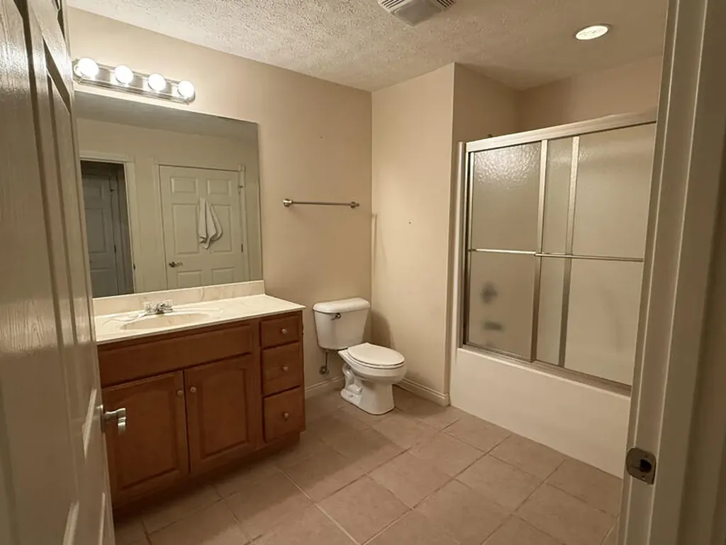 441 Deer Lake Place Bronston KY 42518