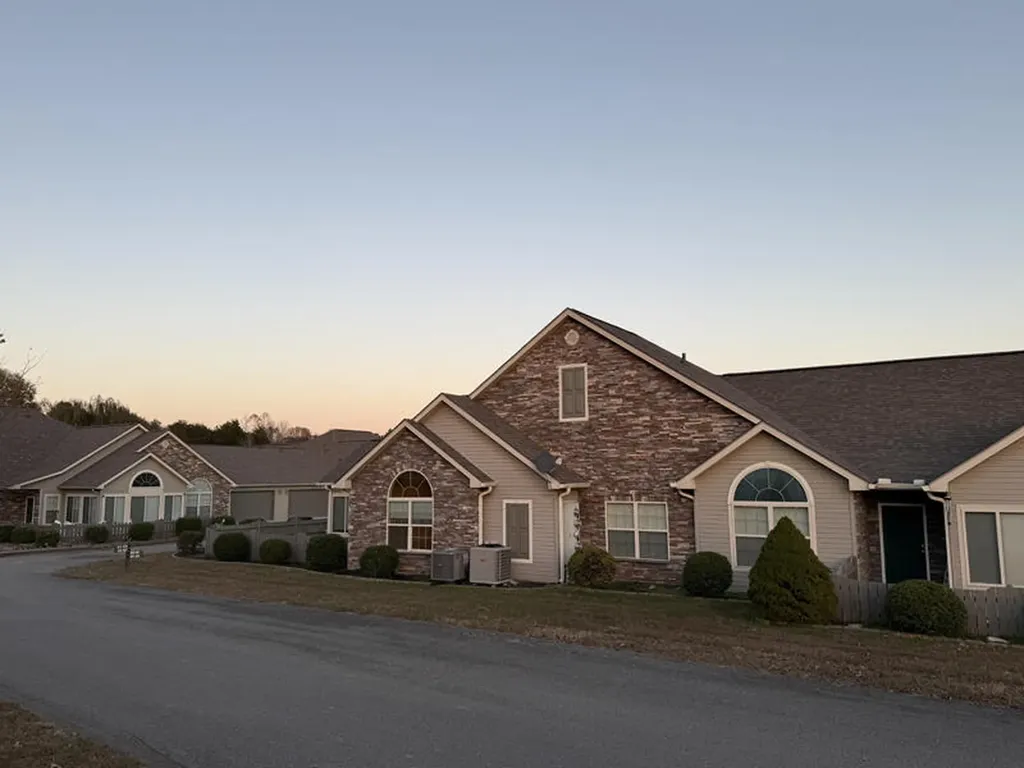 441 Deer Lake Place Bronston KY 42518