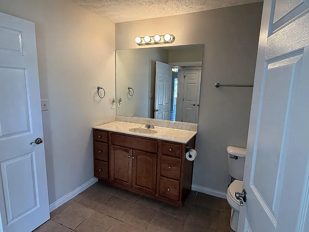 441 Deer Lake Place Bronston KY 42518
