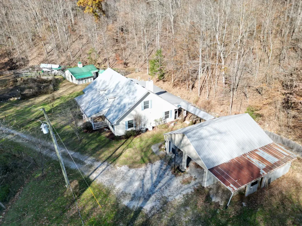 293 Liza Allen Road Berea KY 40403
