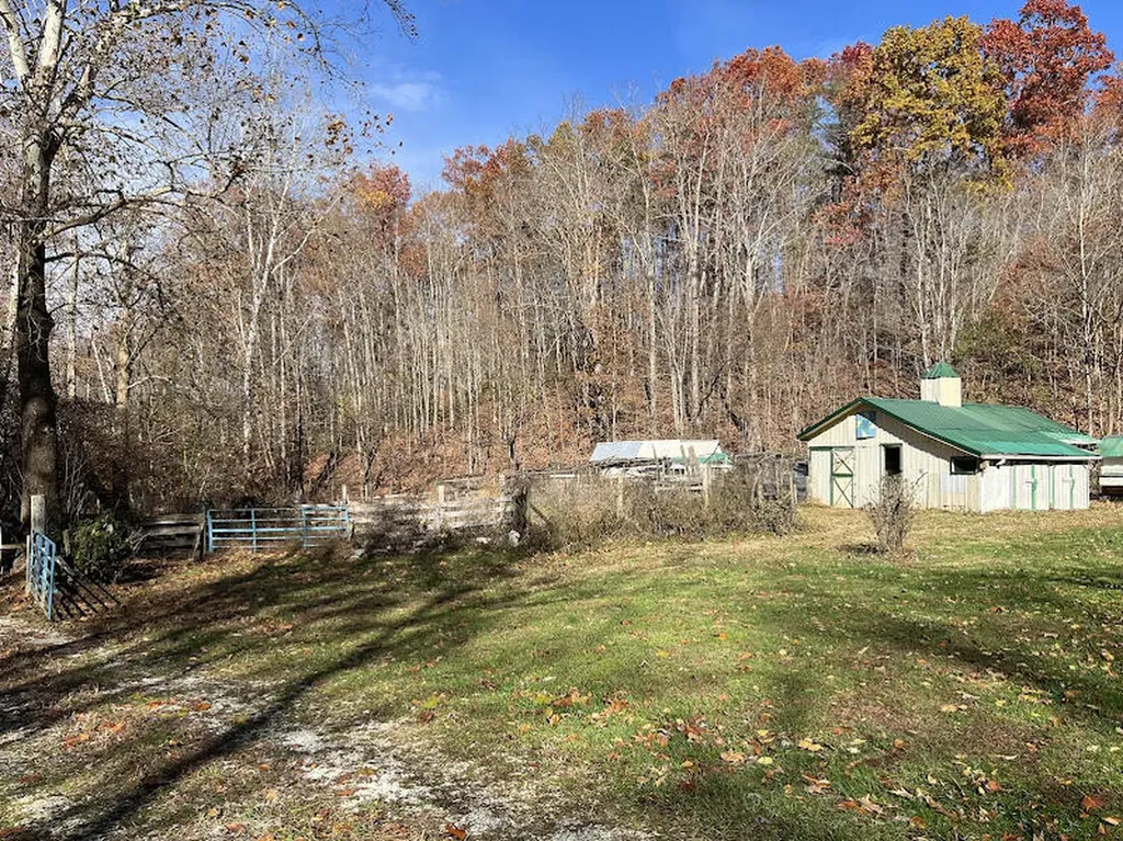 293 Liza Allen Road Berea KY 40403