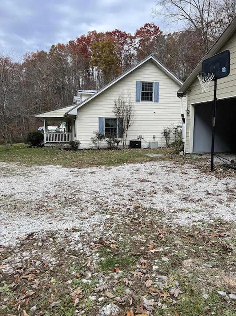 293 Liza Allen Road Berea KY 40403