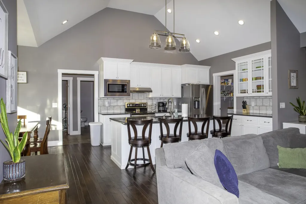 256 Cold Springs Drive Harrodsburg KY 40330