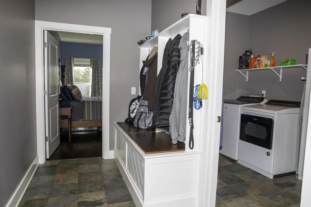 256 Cold Springs Drive Harrodsburg KY 40330