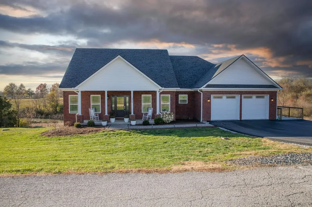 256 Cold Springs Drive Harrodsburg KY 40330