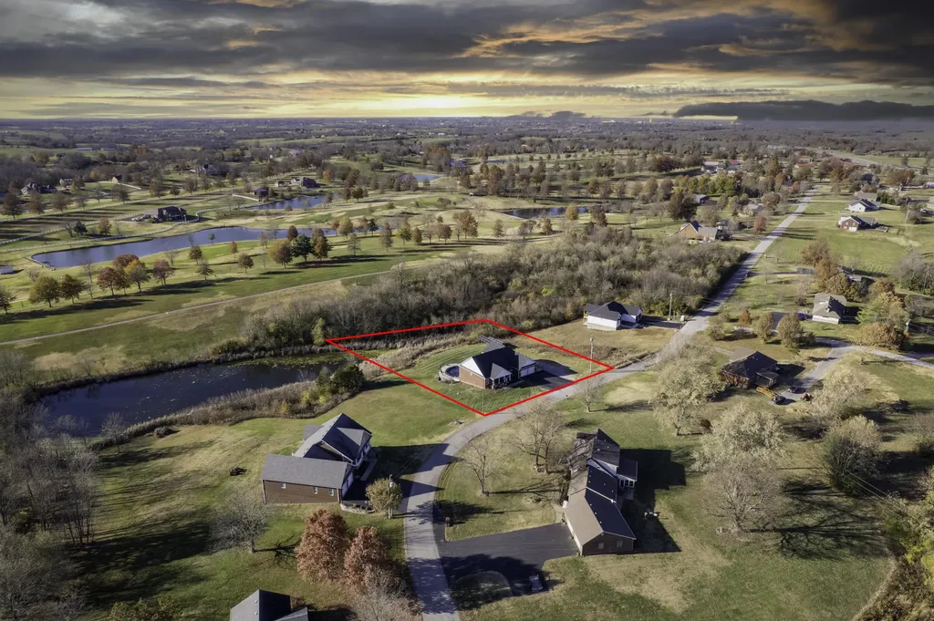 256 Cold Springs Drive Harrodsburg KY 40330