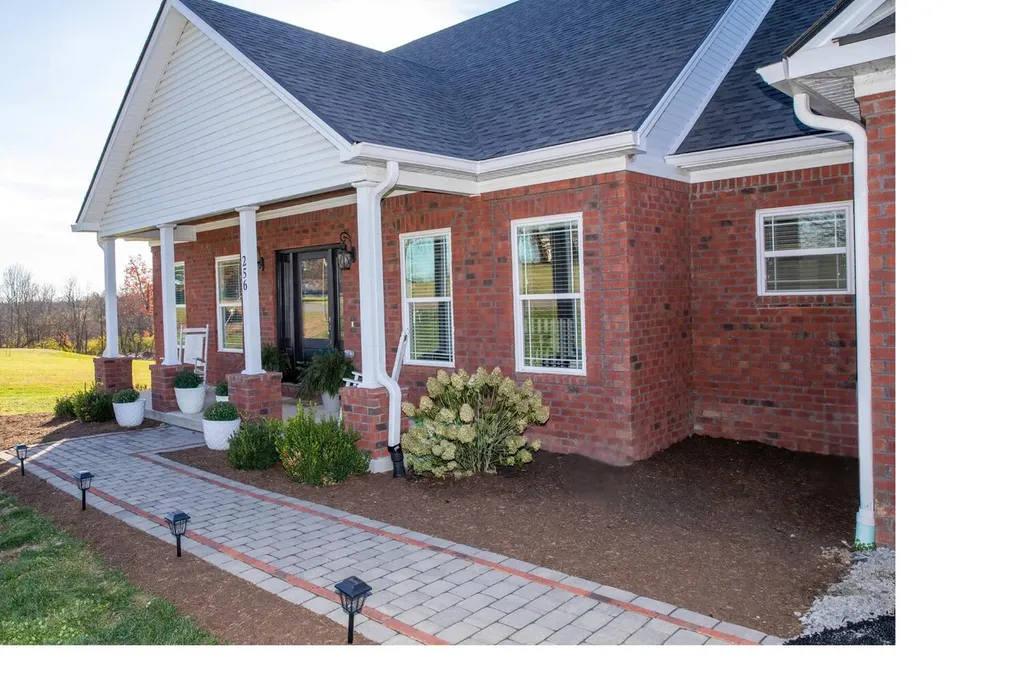 256 Cold Springs Drive Harrodsburg KY 40330