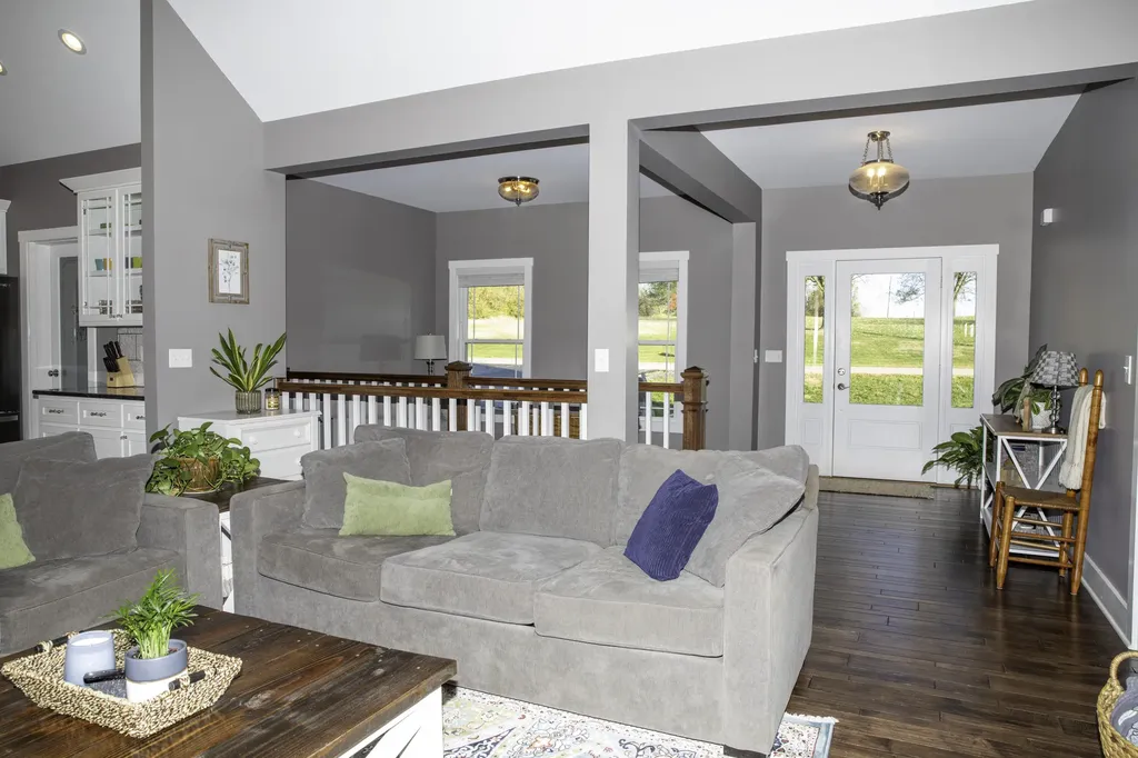 256 Cold Springs Drive Harrodsburg KY 40330
