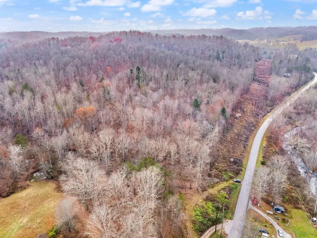 68 Acre Highway 1709 Tyner KY 40486