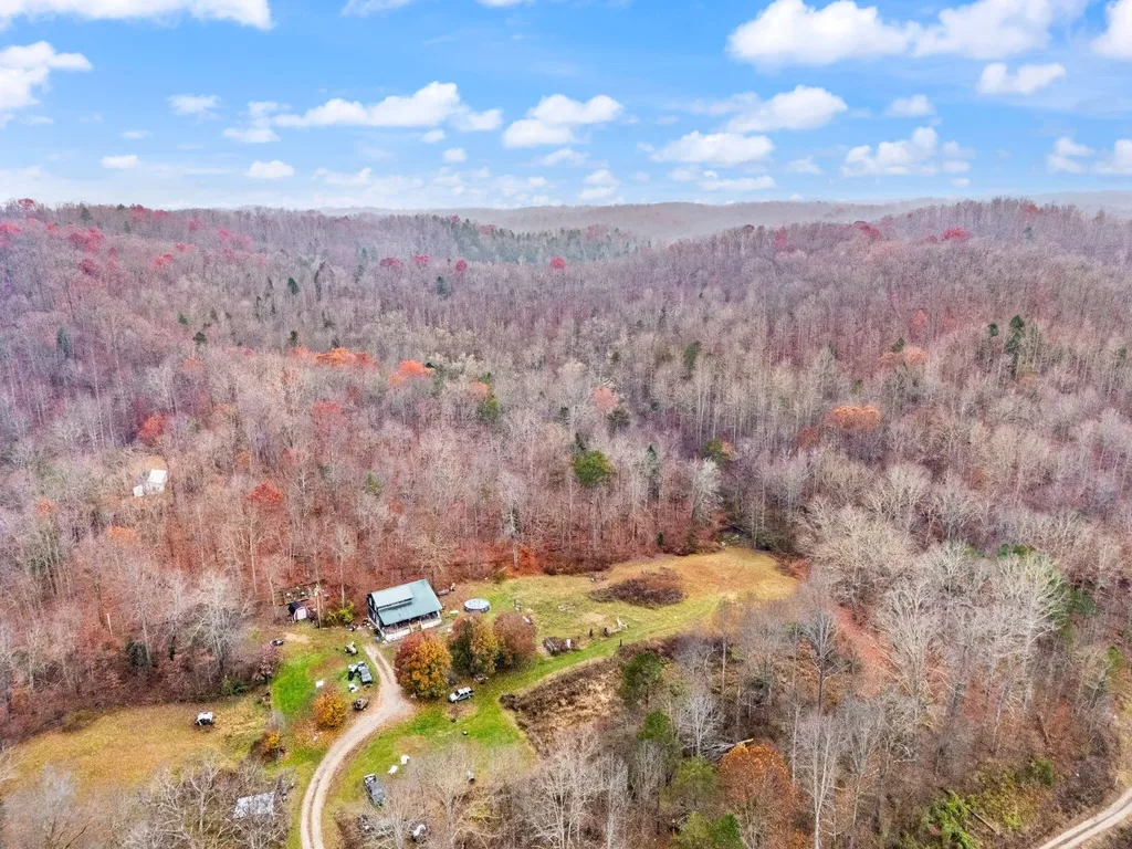 68 Acre Highway 1709 Tyner KY 40486