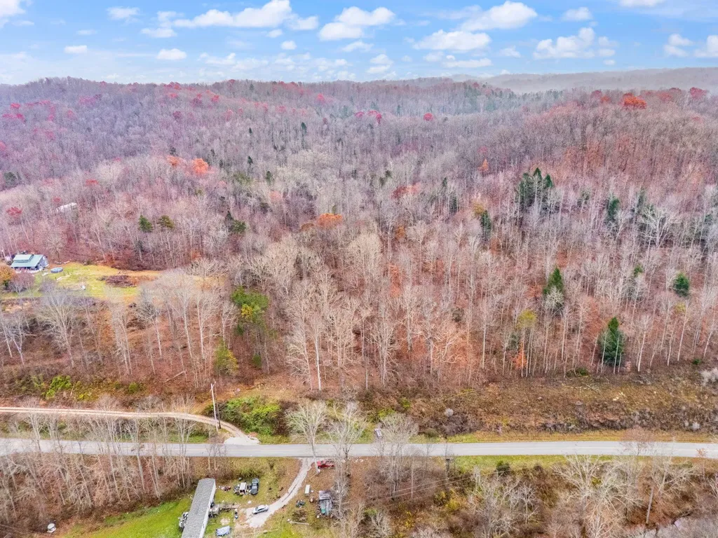 68 Acre Highway 1709 Tyner KY 40486