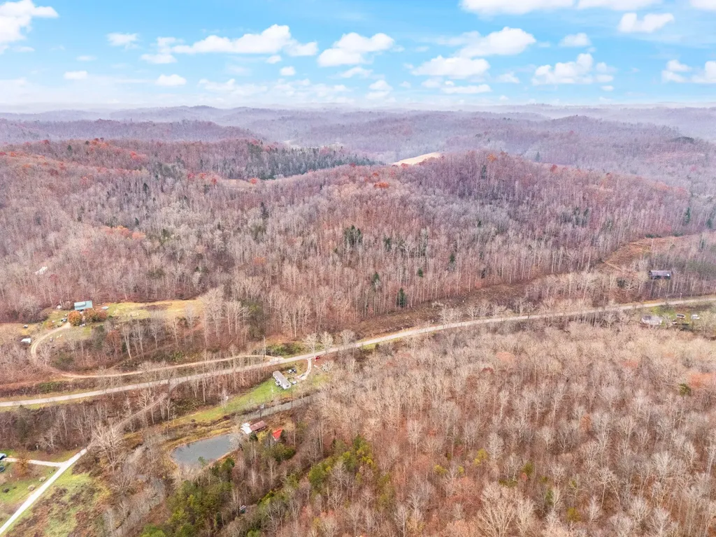 68 Acre Highway 1709 Tyner KY 40486