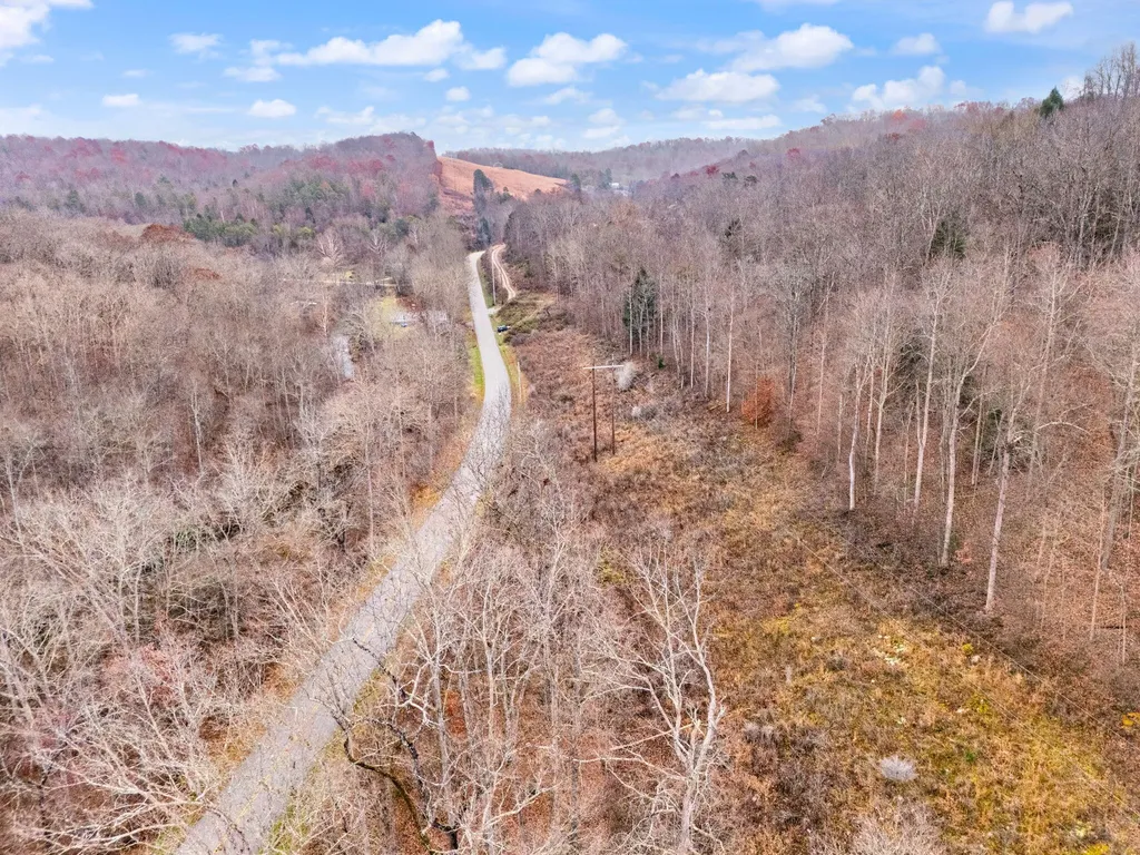 68 Acre Highway 1709 Tyner KY 40486