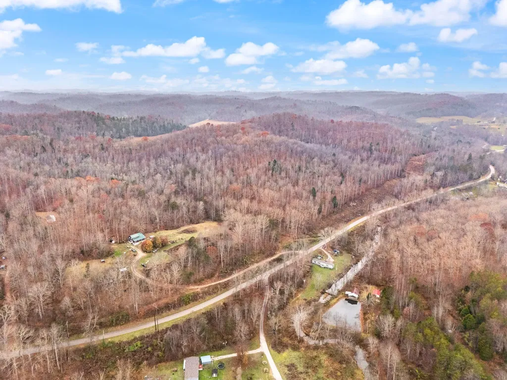 68 Acre Highway 1709 Tyner KY 40486