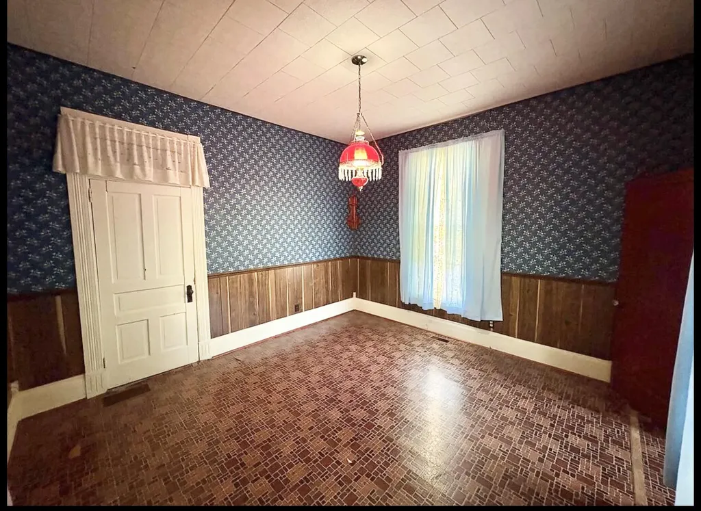 418 Front Street Vanceburg KY 41179
