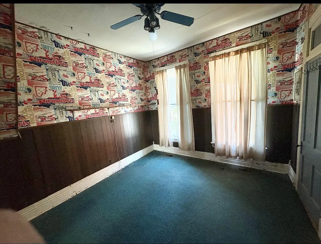 418 Front Street Vanceburg KY 41179