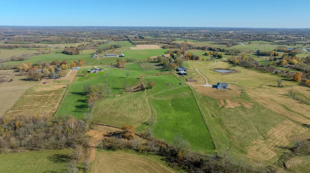 1765 B Leesburg Newtown Road Paris KY 40361