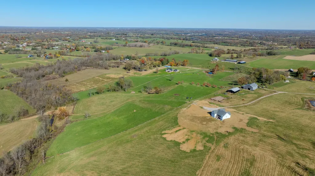 1765 B Leesburg Newtown Road Paris KY 40361