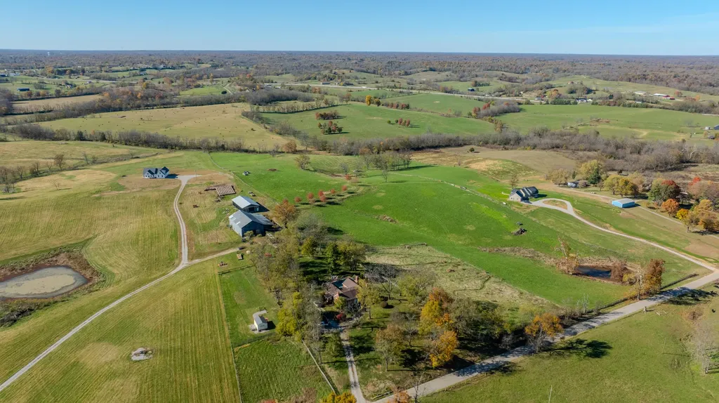 1765 B Leesburg Newtown Road Paris KY 40361