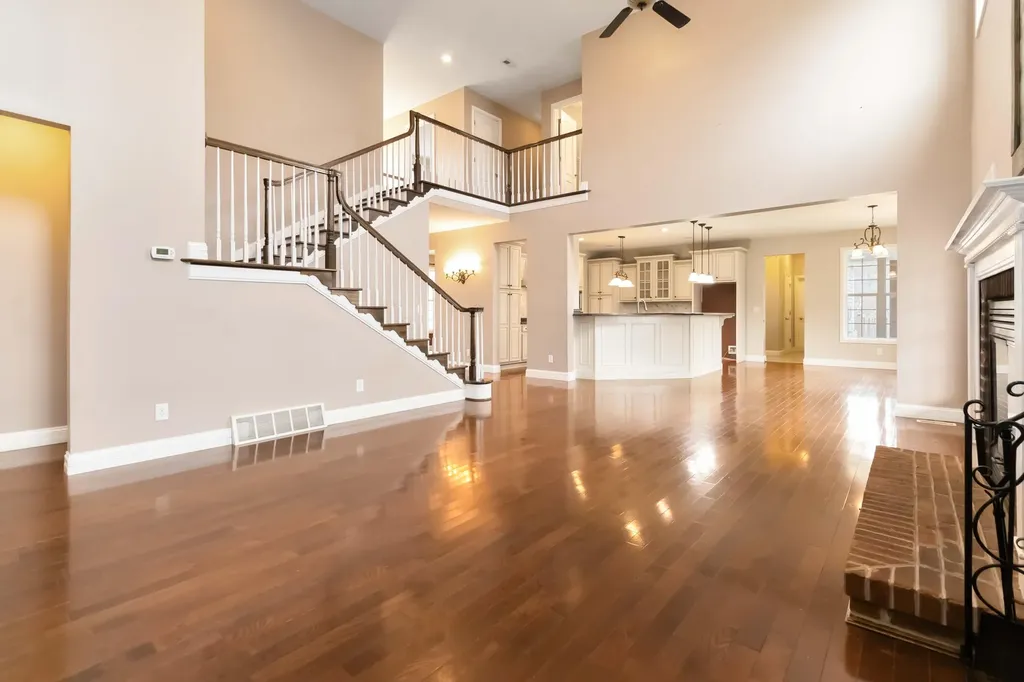 254 Deerfield Lane Dunnville KY 42528