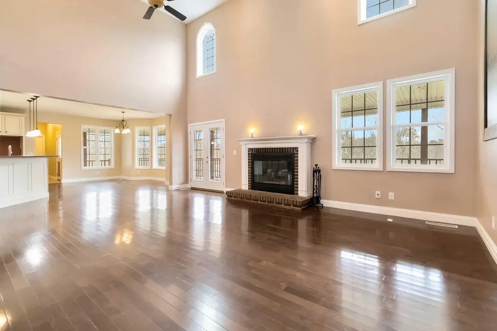 254 Deerfield Lane Dunnville KY 42528