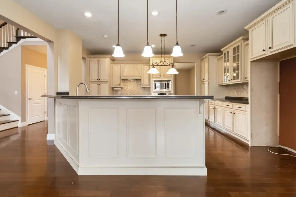 254 Deerfield Lane Dunnville KY 42528