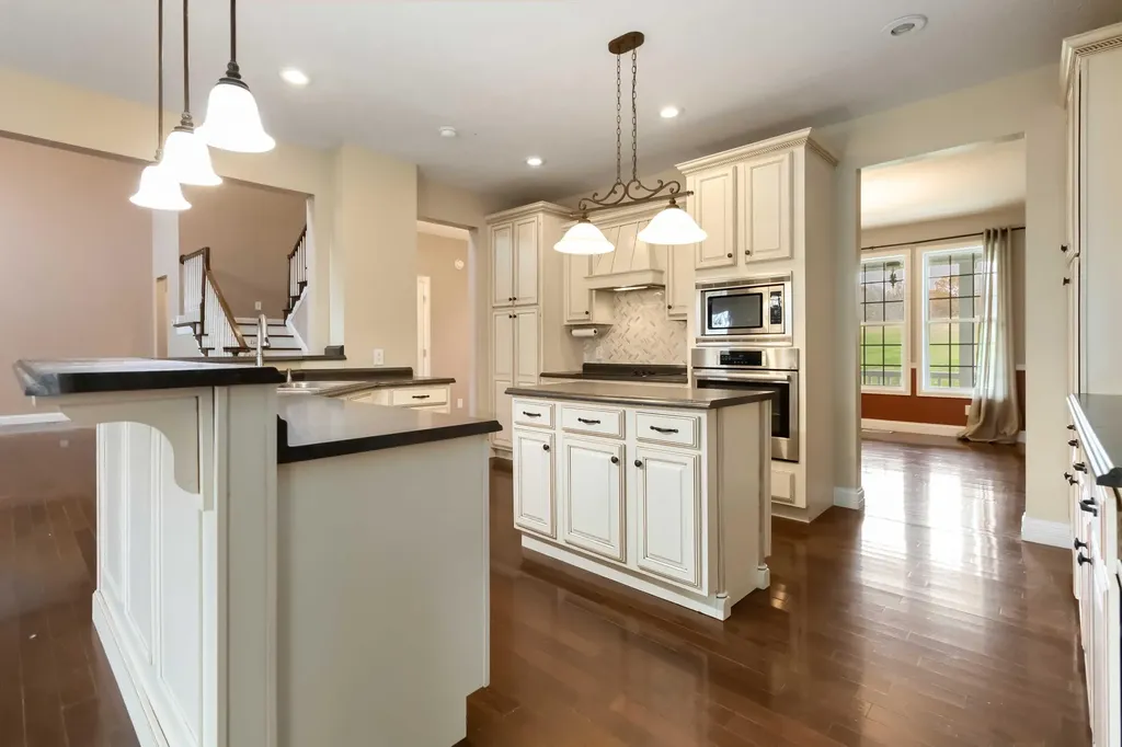 254 Deerfield Lane Dunnville KY 42528