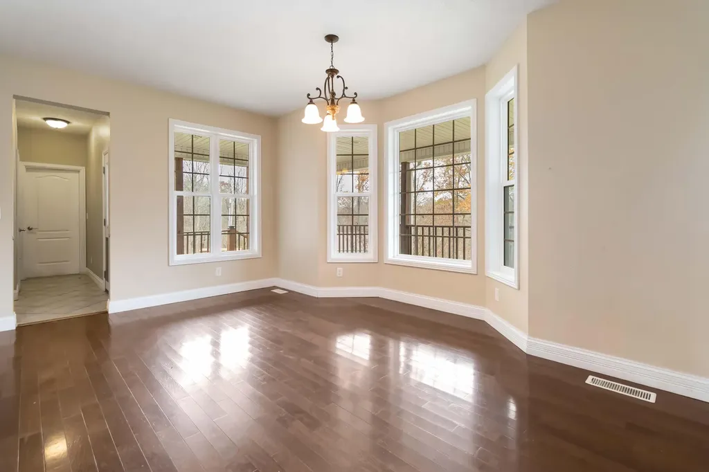 254 Deerfield Lane Dunnville KY 42528