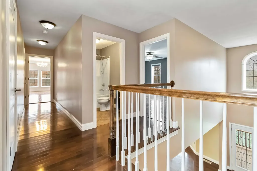 254 Deerfield Lane Dunnville KY 42528