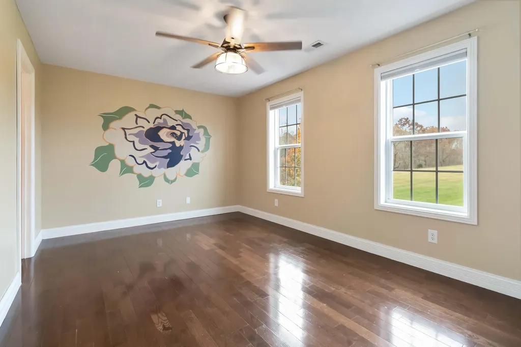 254 Deerfield Lane Dunnville KY 42528