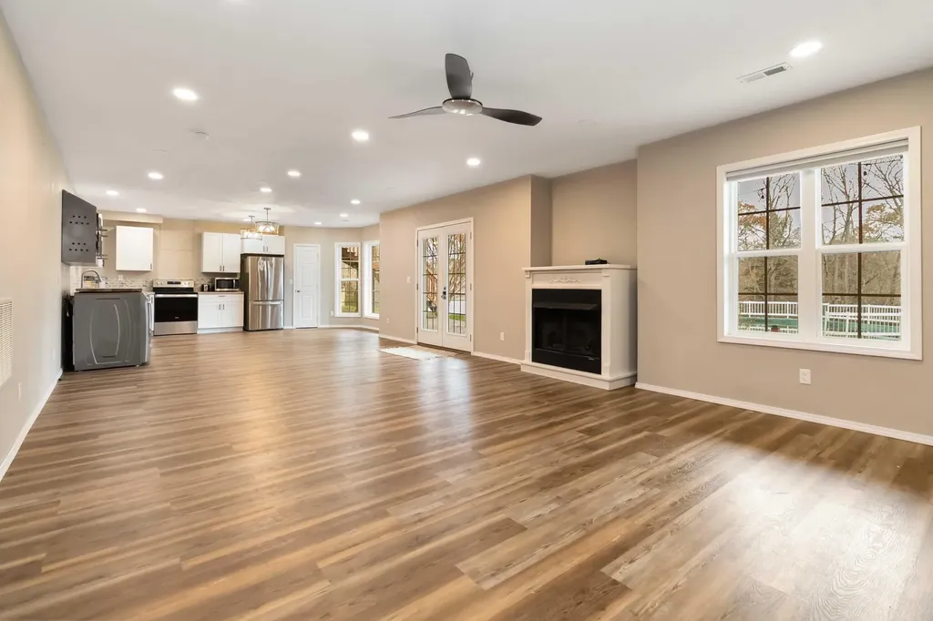 254 Deerfield Lane Dunnville KY 42528