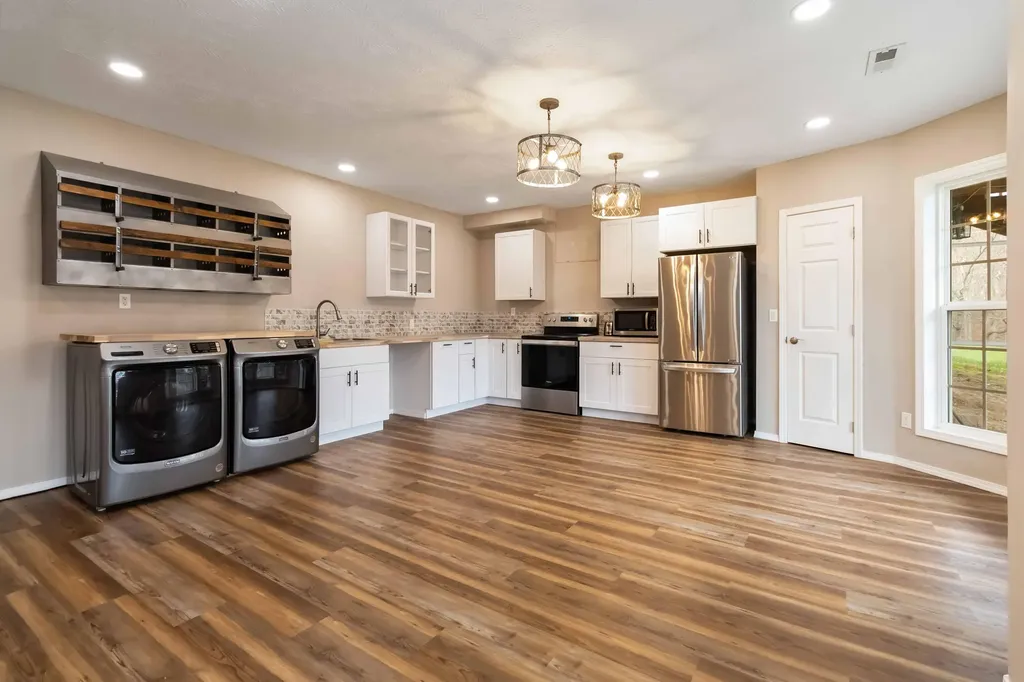 254 Deerfield Lane Dunnville KY 42528