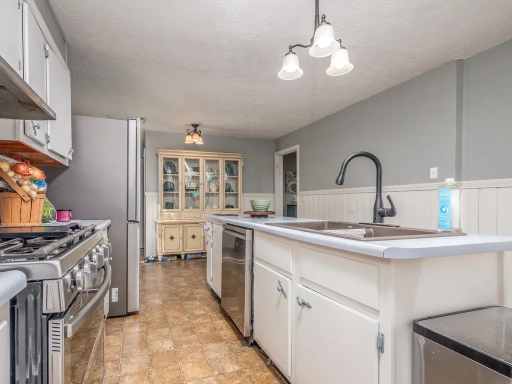 419 Liberty Road West Liberty KY 41472