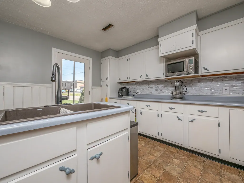 419 Liberty Road West Liberty KY 41472