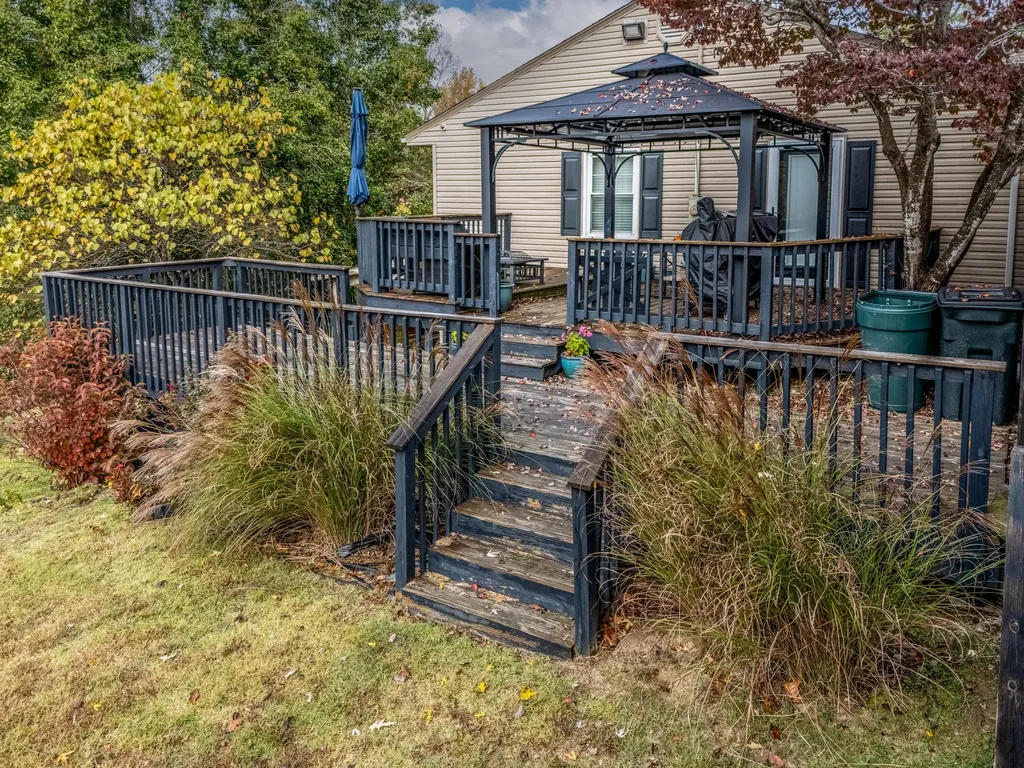 419 Liberty Road West Liberty KY 41472