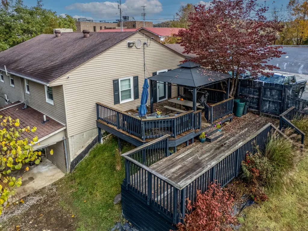 419 Liberty Road West Liberty KY 41472