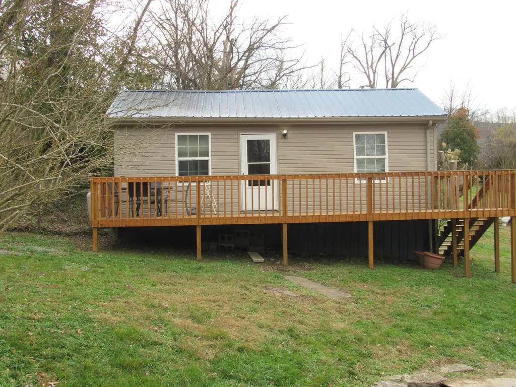 3208 Ford Hampton Road Winchester KY 40391
