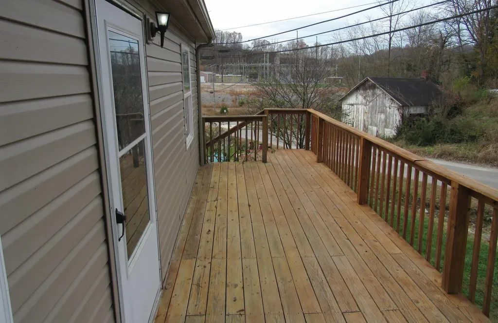 3208 Ford Hampton Road Winchester KY 40391