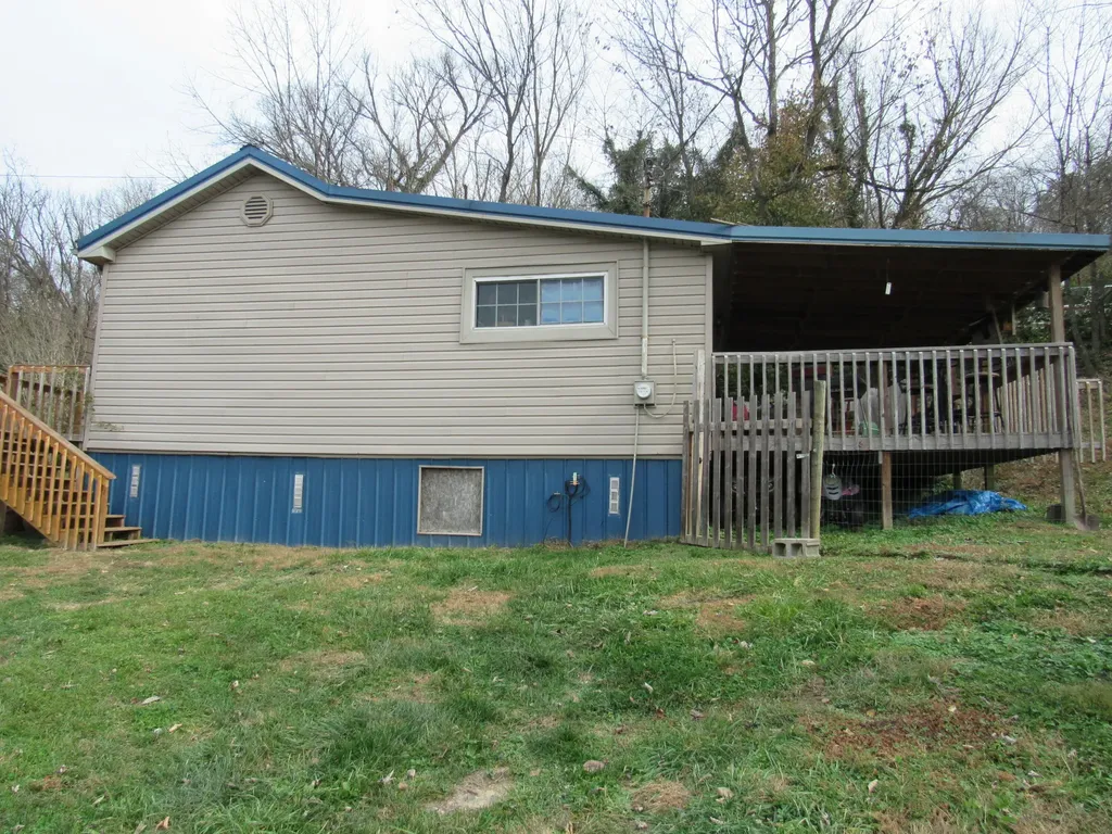 3208 Ford Hampton Road Winchester KY 40391