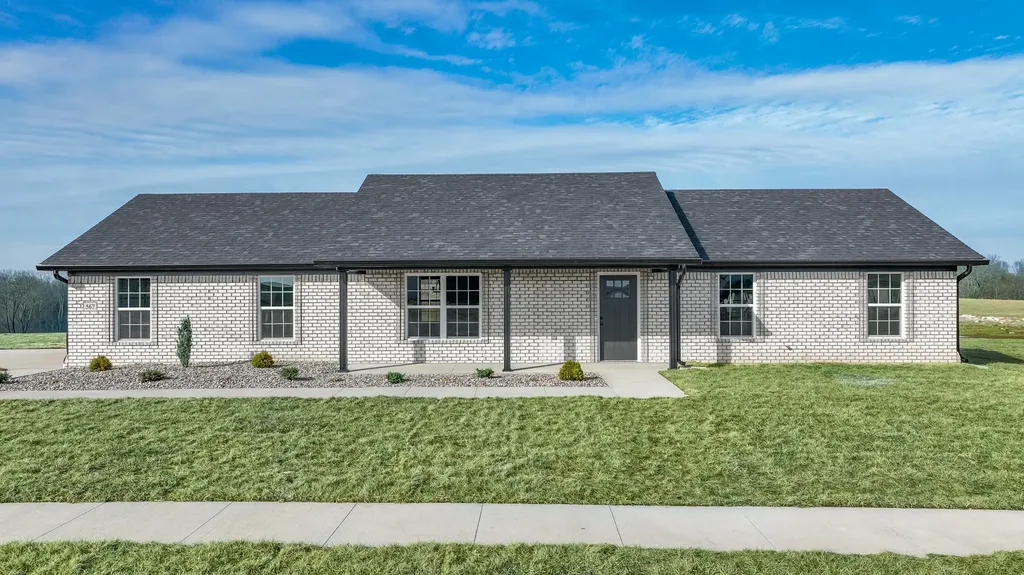 567 Middle Creek Way Berea KY 40403