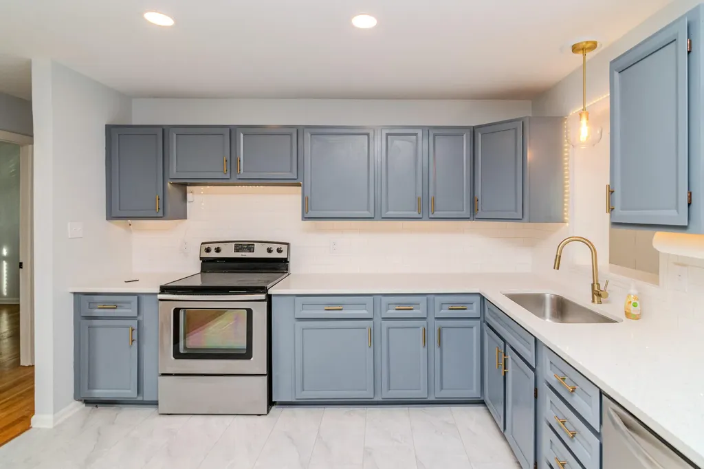 3668 King Arthur Drive Lexington KY 40517