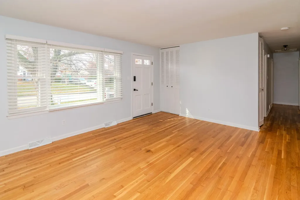 3668 King Arthur Drive Lexington KY 40517