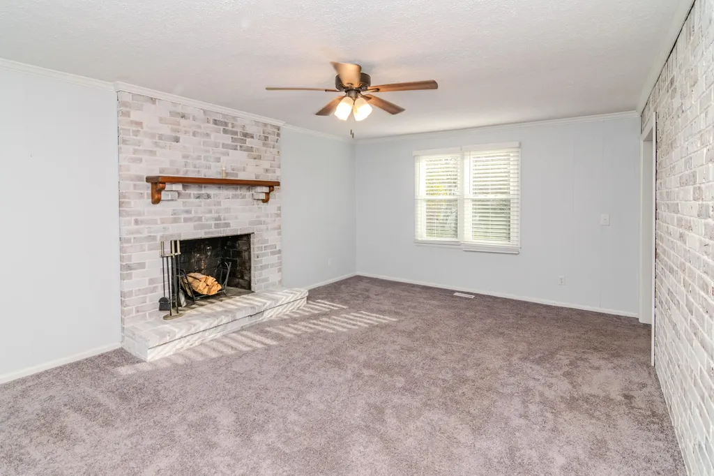 3668 King Arthur Drive Lexington KY 40517
